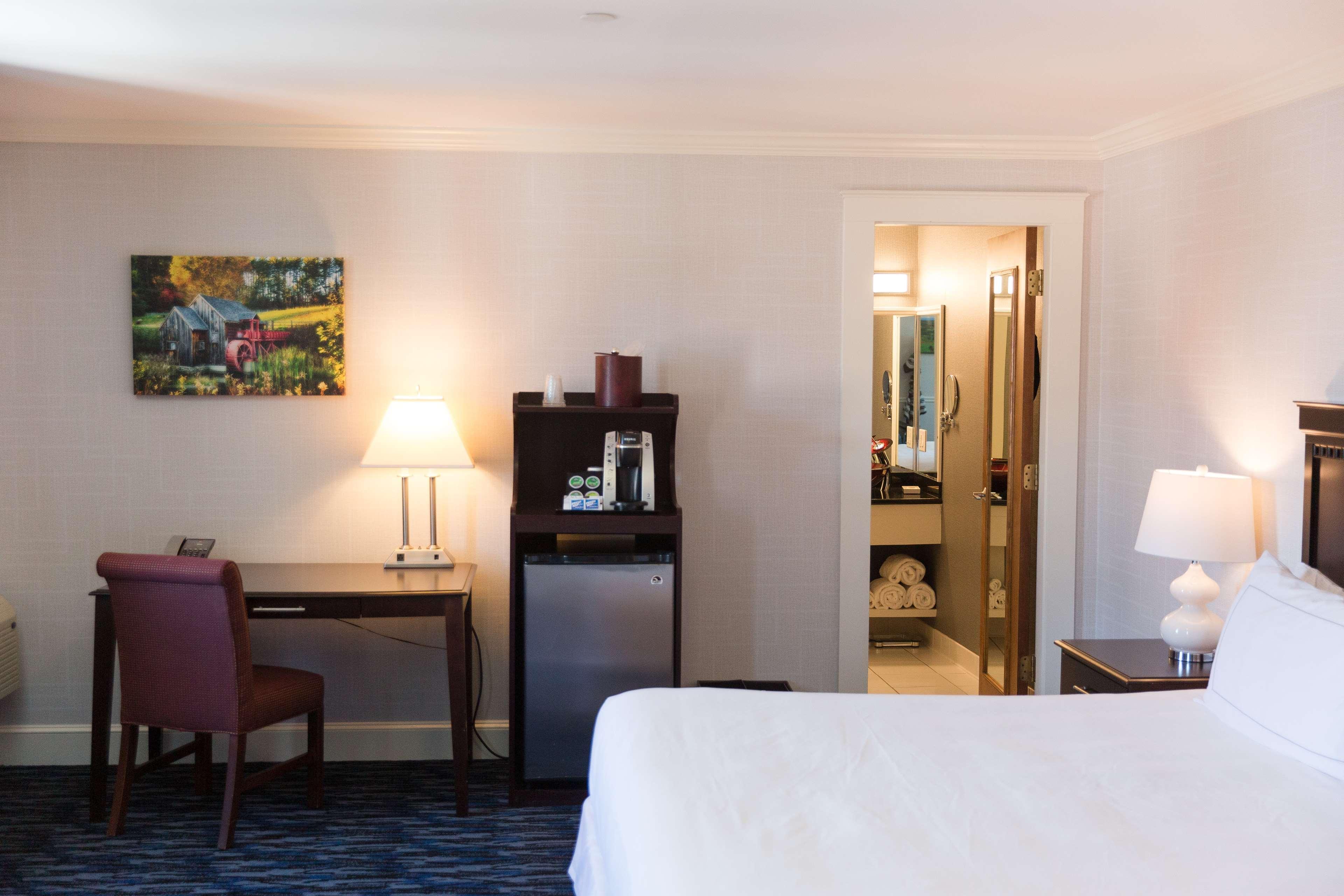 Capitol Plaza Hotel Montpelier Tapestry Collection By Hilton Buitenkant foto