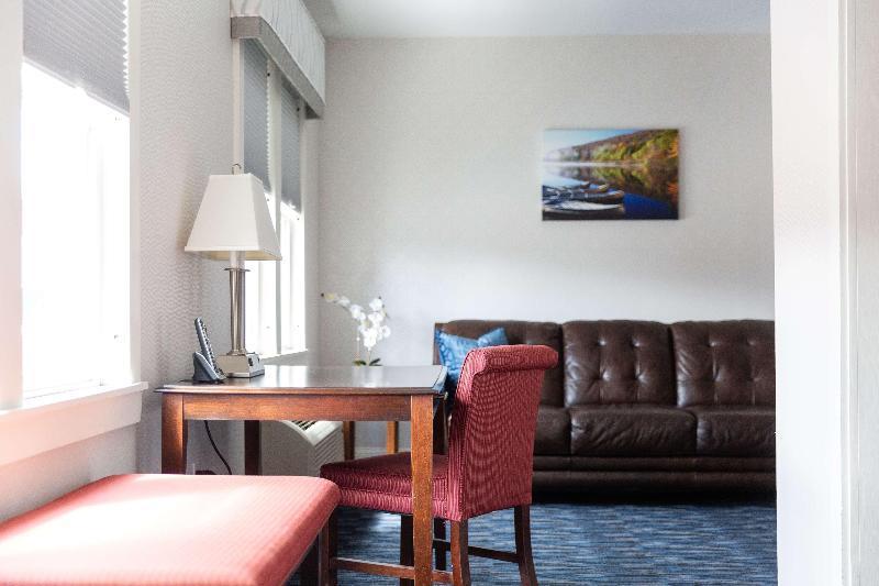 Capitol Plaza Hotel Montpelier Tapestry Collection By Hilton Buitenkant foto